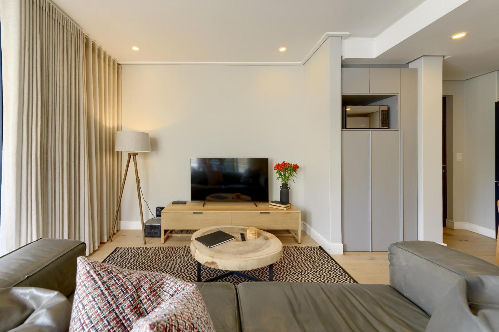 Apartment 7 On Bantry Luxury 305
